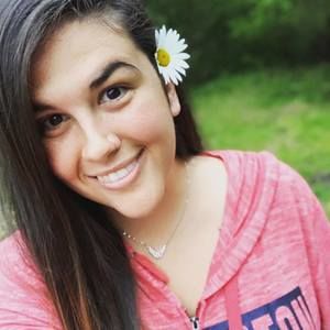 Meet your Posher, Hilary